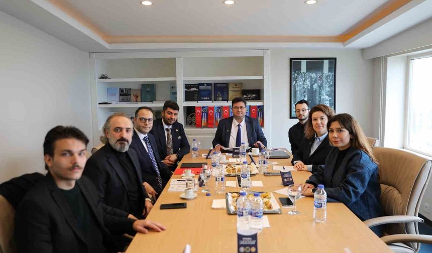 İstanbul Beykent Üniversitesi'nde 'Dijital Çağda Yanlış Bilgilendirme' Konusu Tartışıldı