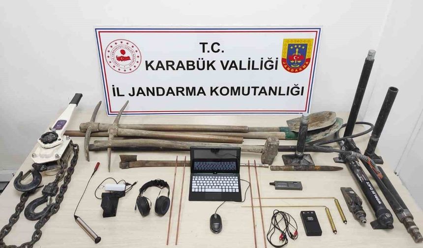 Karabük'te jandarma kaçak kazı ve uyuşturucu ile mücadele gerçekleştirdi
