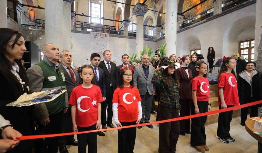 Niğde'de Kütüphane Haftası Törenle Başladı