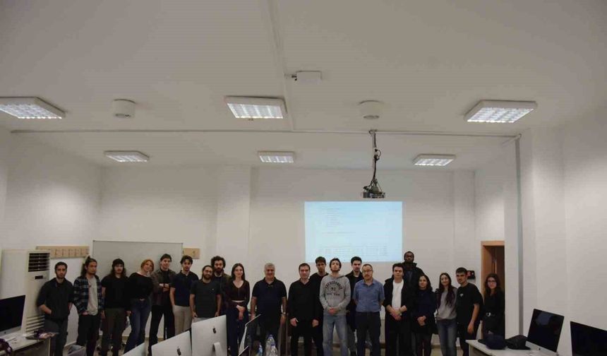 Oyun Endüstrisinin Derinliklerine Akademik Bir Bakış: Noyan Culum Gençlerle Buluştu