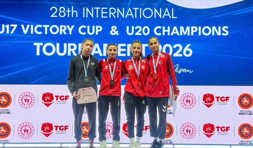 Afyonkarahisarlı güreşçiler milli takıma önemli katkı sağladı