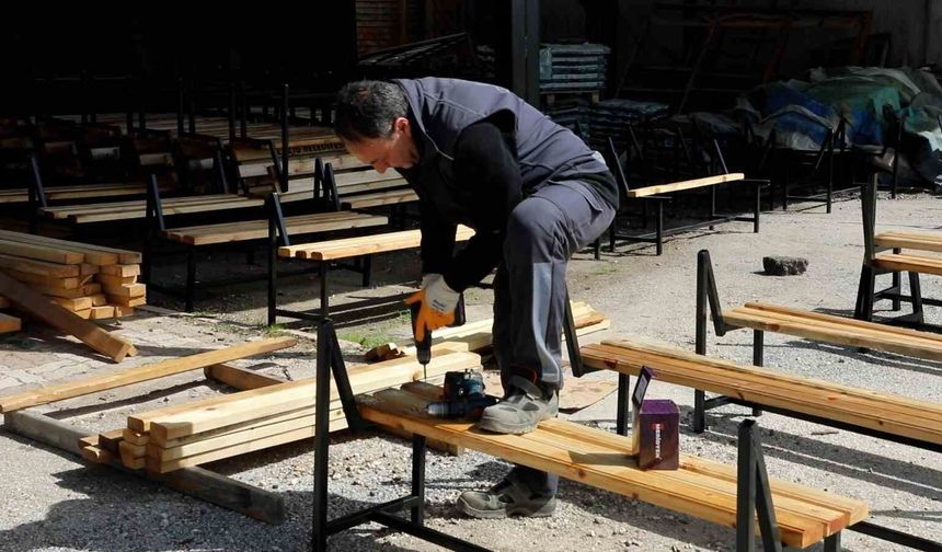 Elazığ Belediyesi atölyelerinde üretim faaliyetleri sürüyor