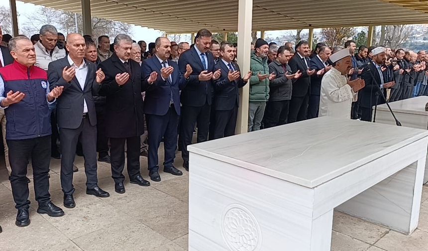 Hayatını kaybedenler için gıyabi cenaze namazı düzenlendi