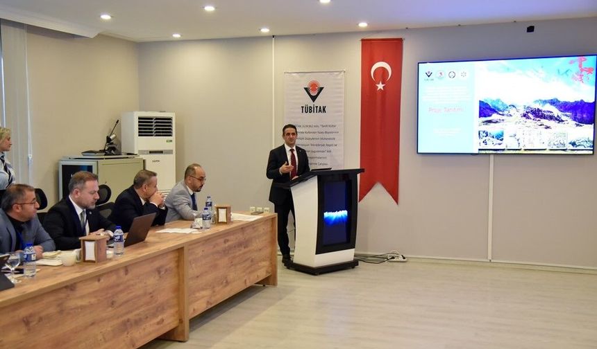 Rektör Yardımcısı Kurnaz: 'Disiplinlerarası çalışmalar, bilimsel ilerlemeye katkı sağlıyor'