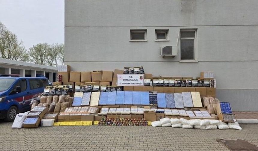 Yıldırım'da jandarmadan kaçak tütün operasyonu: Büyük miktarda ürün ele geçirildi