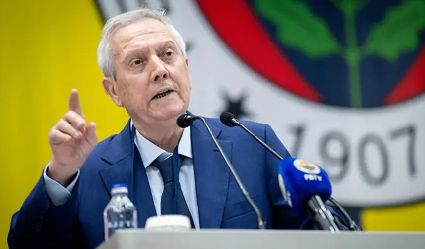Fenerbahçe’de 1 Ağustos transfer hareketliliği: Santrfor, Can Uzun ve Ümit Akdağ gündemde