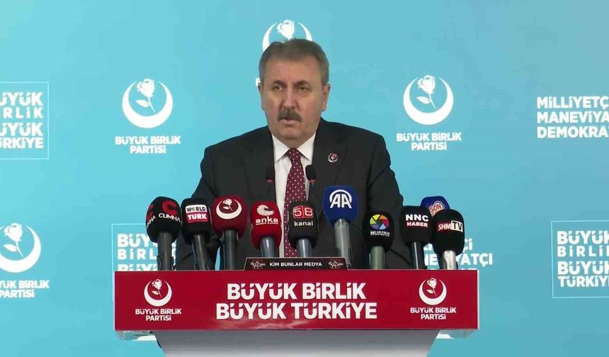 BBP Lideri Destici: 'Türkiye, yerli ilaç ve aşı üretiminde önemli bir aşama kaydedecek'