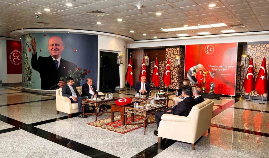 CHP heyetinden MHP'ye bayram ziyareti