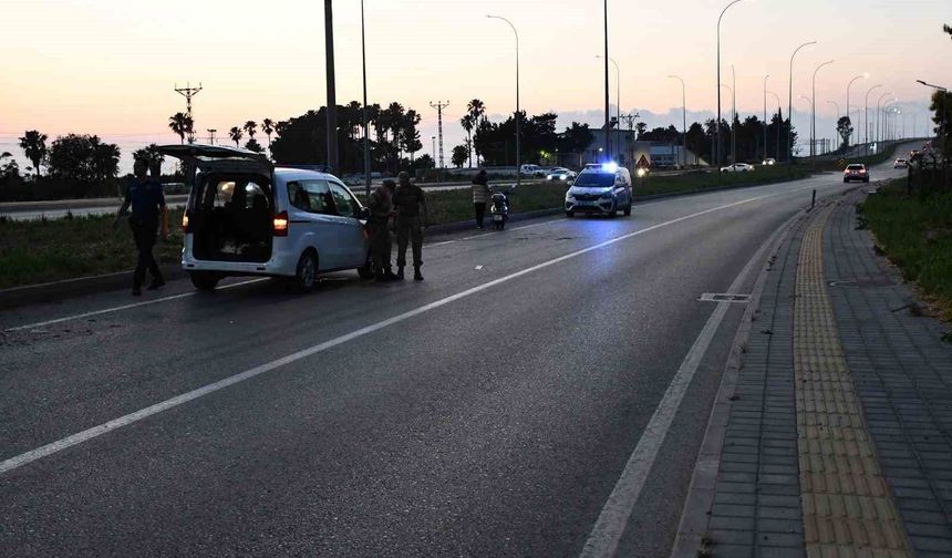 İskenderun'da kaza: Motosiklet devrildi, 2 kişi hayatını kaybetti