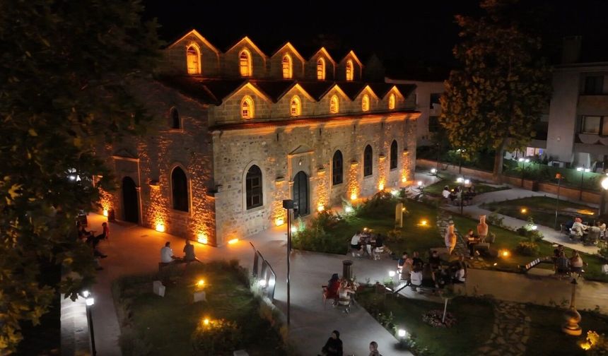 Isparta'da Türkiye'nin ilk koku müzesi, 4 bin 500 yıllık parfüm formülüyle açıldı