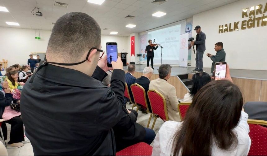 Karabük'te özel öğrenciler yeteneklerini sergiledi