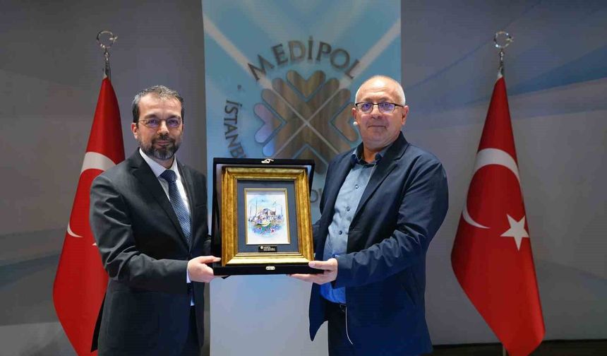 Medipol'de dekolonizasyon ve yeni dünya tartışmaları yapıldı