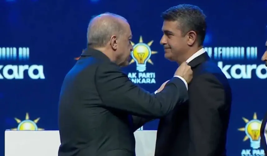 Haymana’da siyasi rota değişti: Levent Koç CHP’den ayrıldı, rozeti Erdoğan taktı