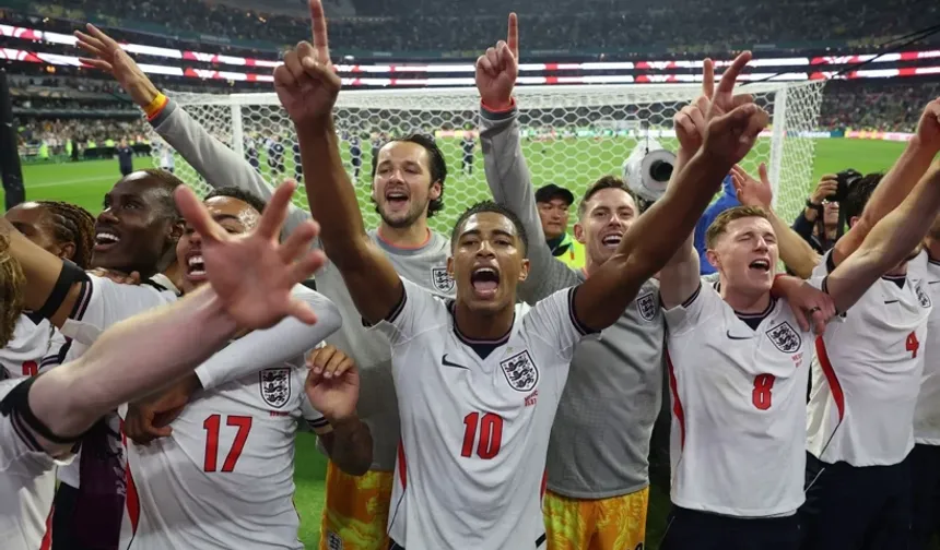 İngiltere 10 Kişiyle Çeyrek Finalde! Bellingham Meksika’yı 2 Dakikada Yıktı