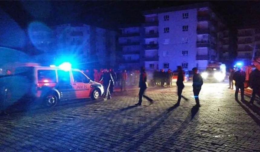 Şanlıurfa’da otomobil ile minibüs çarpıştı: Aynı araçtaki 3 kişi hayatını kaybetti