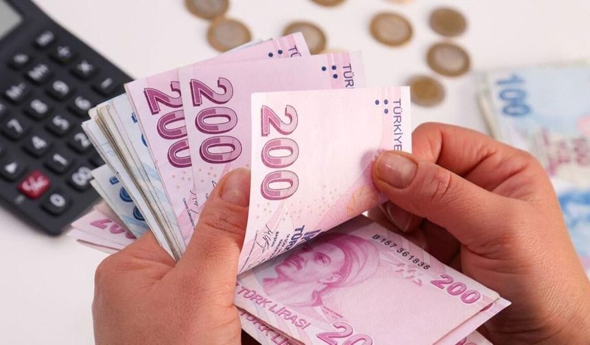 Memur ve memur emeklisinin Temmuz zammı belli oldu: Maaşlara yüzde 13,52 artış
