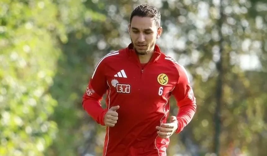 Eskişehirspor’da yaprak dökümü sürüyor! Mustafa İnan takıma veda etti