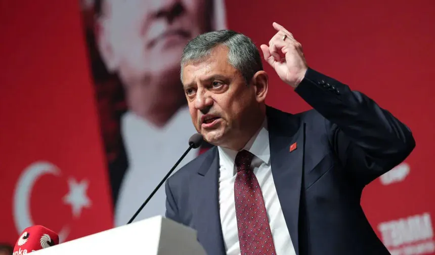 CHP’de yeni parti hazırlığı! Özgür Özel tarih verdi, 110 milletvekili detayı gündem oldu