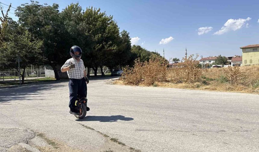 60 Yaşındaki Adam, Tek Tekerle 4 Bin Kilometreyi Geride Bıraktı