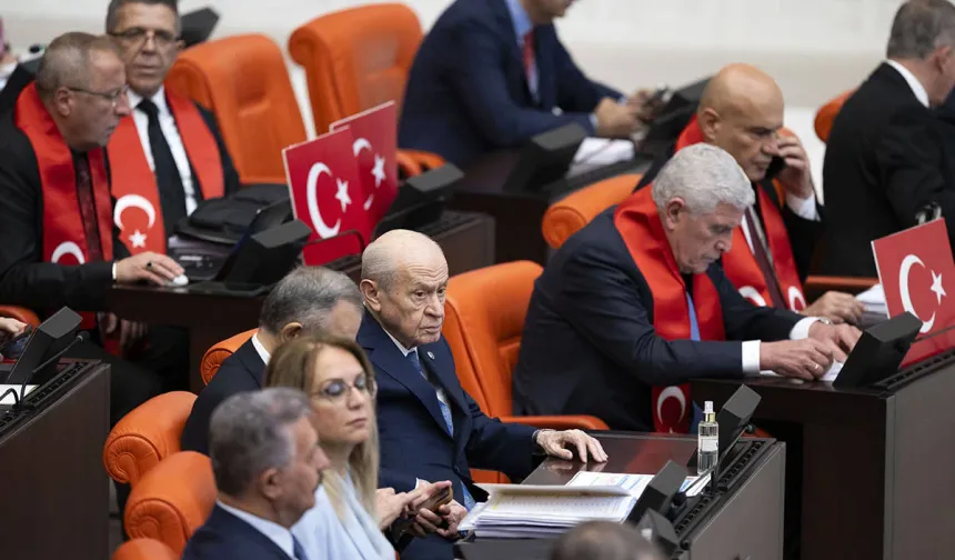 Çerçeve Yasa Meclis’ten geçti! 468 oyla kabul edildi: İşte 12 maddelik düzenlemenin ayrıntıları