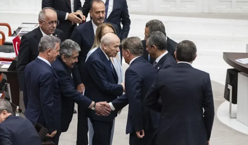 Çerçeve yasa için Meclis’te saflaşma netleşti! Kim “evet”, kim “hayır” dedi?