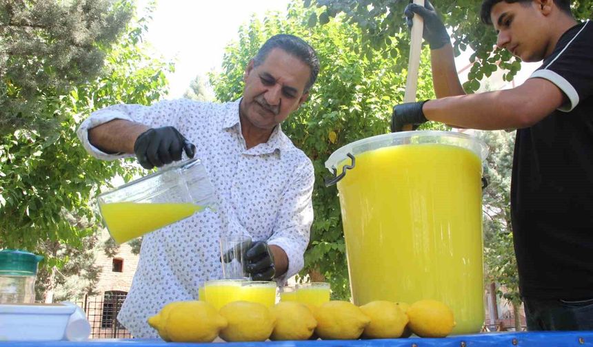 Cizre'nin yaz aylarının serinletici iksiri: Cizre limonatası