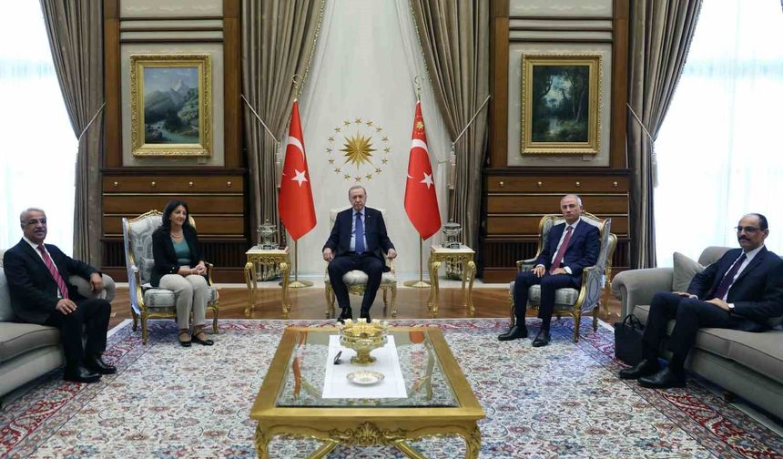 Cumhurbaşkanı Erdoğan, DEM Partisi Temsilcilerini Ağırladı