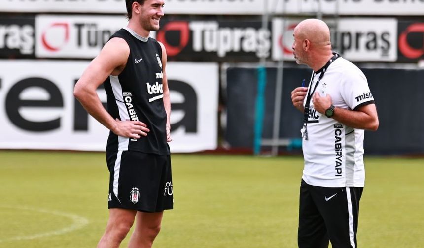 Dusan Vlahovic, Beşiktaş'taki ilk idmanına katıldı