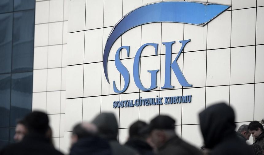 SGK’dan Çalışmadan Emeklilik Formülü! Eksik Primi Olanlar Bu Yollarla Günlerini Tamamlayabiliyor