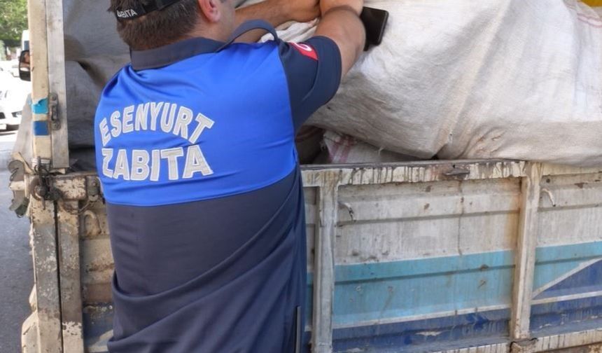 Esenyurt'ta kaçak döküm denetiminde ceza uygulaması