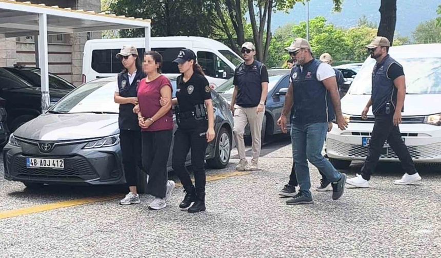FETÖ soruşturmasında Burkay Karatepe'nin ablası tutuklandı ve cezaevine gönderildi
