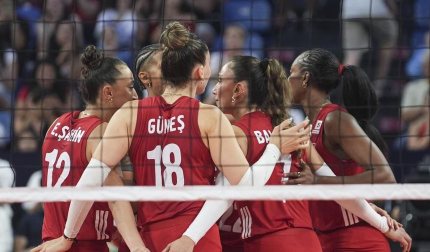 Türkiye-Slovenya voleybol maçı hangi kanalda? CANLI İZLE | Filenin Sultanları sahnede