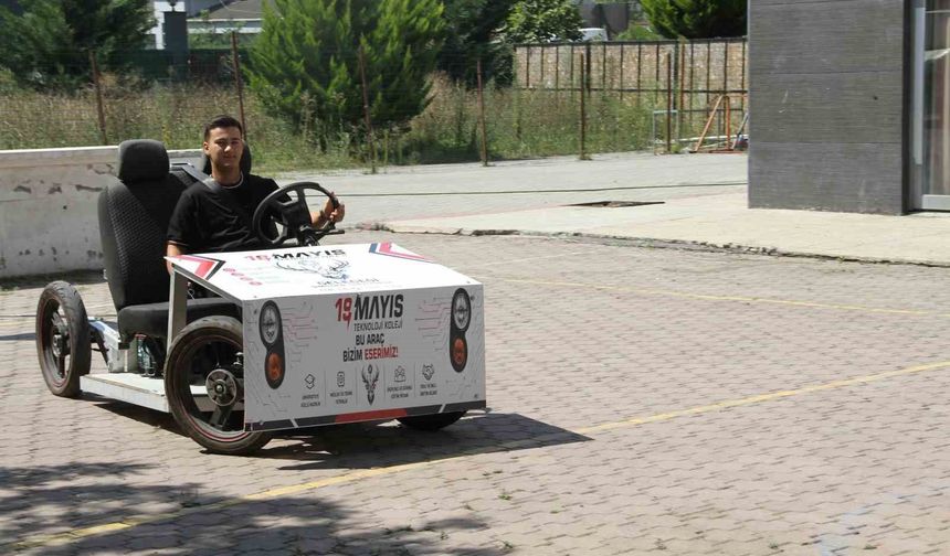 Öğrenciler Hurda Parçalarla Elektrikli Araç Geliştirdi