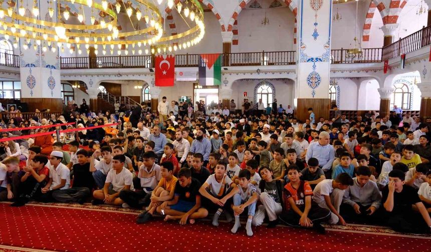 Van'da 45 Bin Öğrenci Yaz Kur'an Kursunu Tamamladı