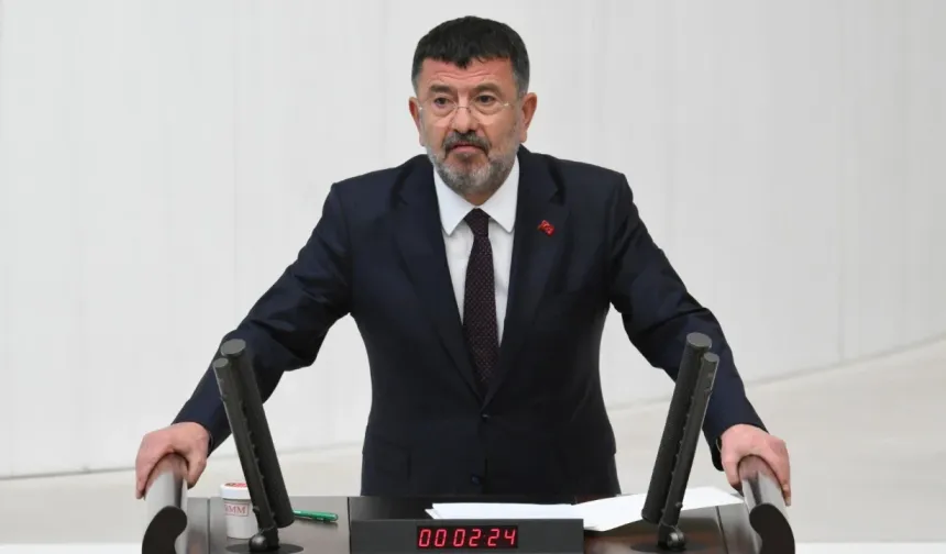 İzmir’deki ihale soruşturmasında yeni gelişme: Hür Ağbaba tutuklandı