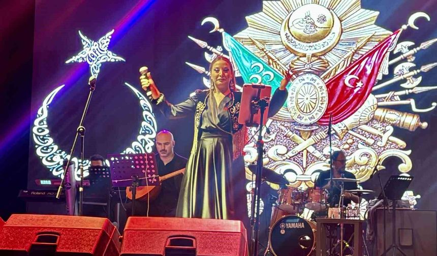 Elif Avcı, Bodrum'da Türk Halk Müziği Rüzgarı Estirdi