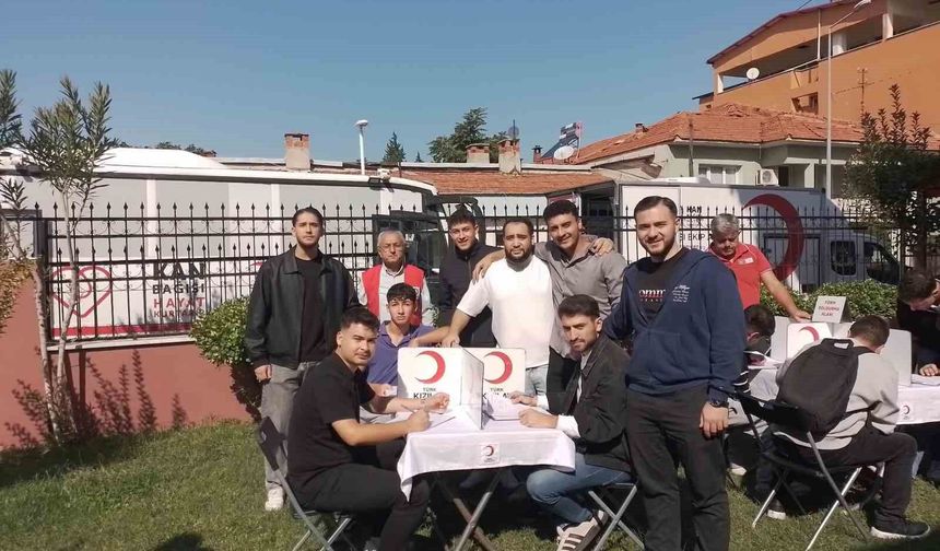 Sarıgöl Öğrencilerinden Hayat Kurtaran Kan Bağışı Destek