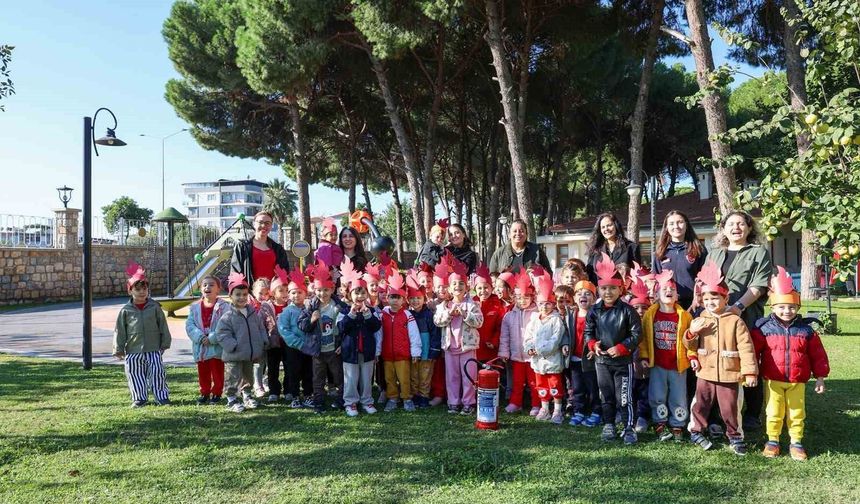 Aydın'daki Çocuk Gelişim Merkezleri'nde Eğitici İtfaiye Etkinliği