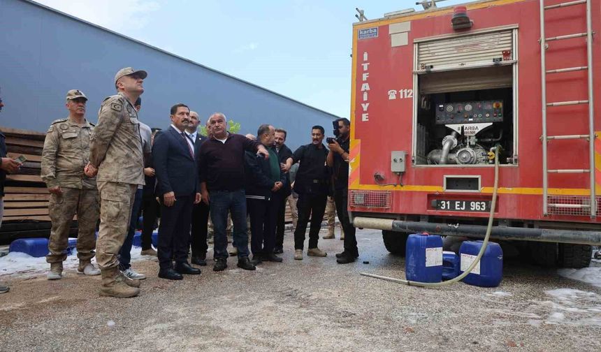 Hatay'da mobilya fabrikasında yangın: Vali Masatlı inceleme yaptı