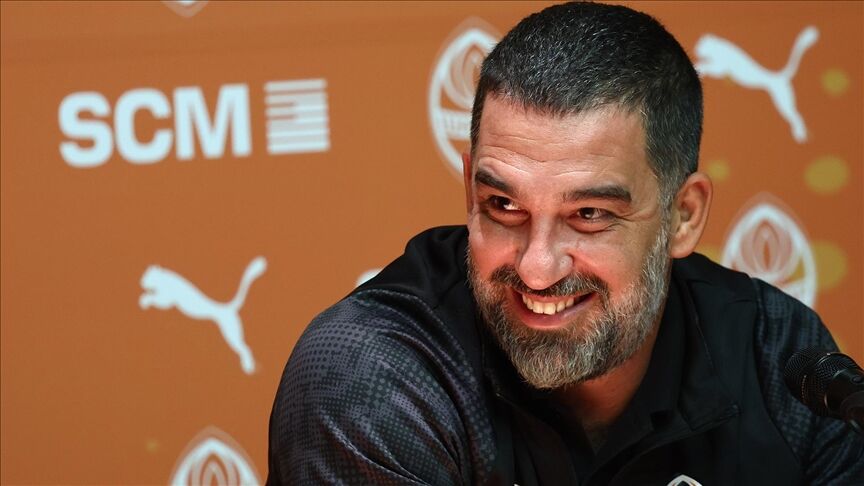 Milli Takımda Deprem Kapıda: Montella Gidiyor, Gözler Arda Turan'da!