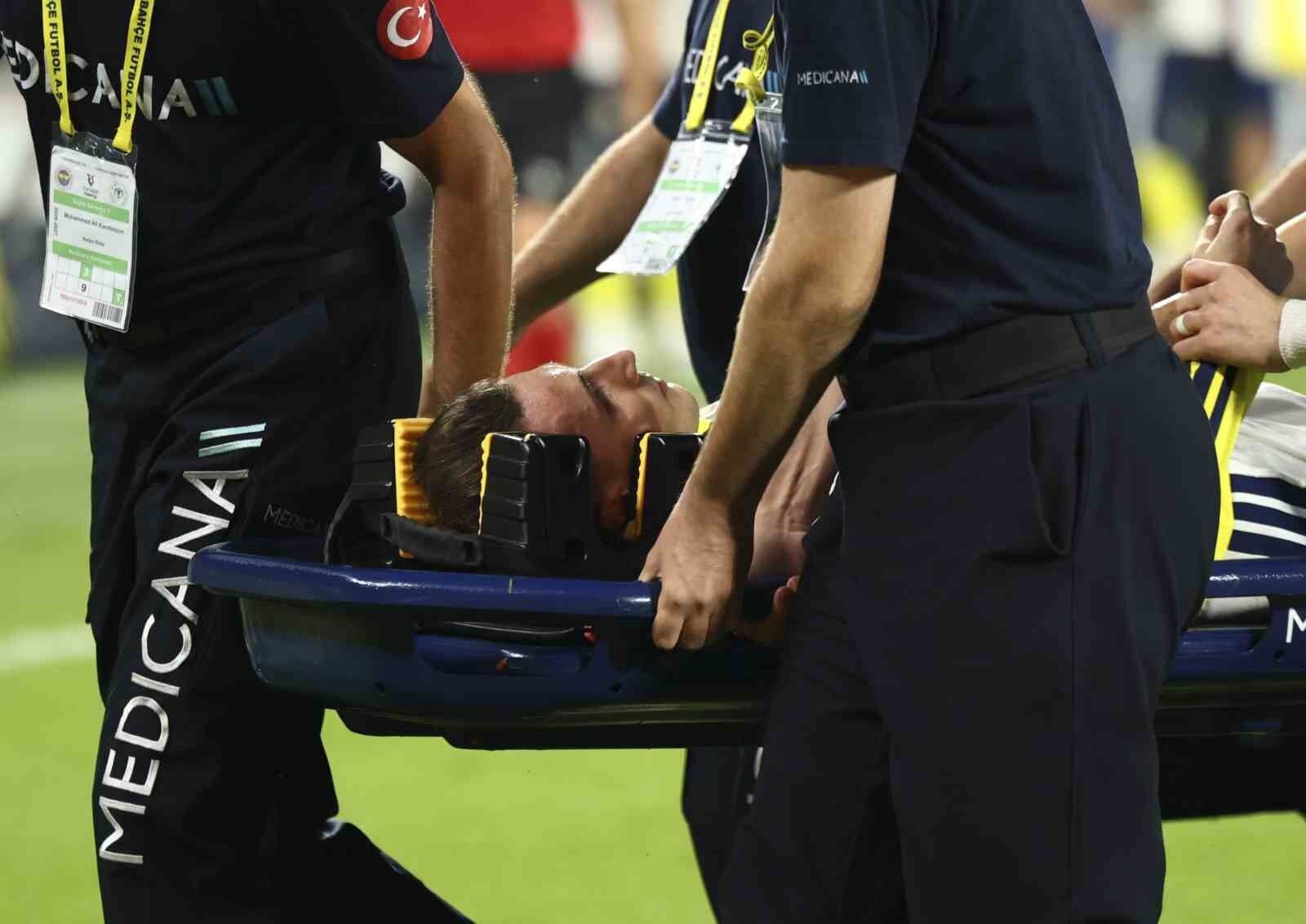 Kerem Aktürkoğlu, Konyaspor Karşısında Kafa Travması Geçirdi