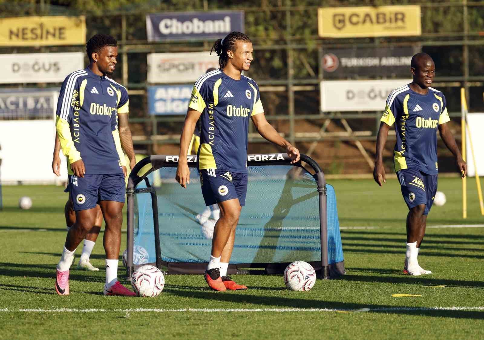 Fenerbahçe Eyüpspor maçı canlı izle! FB maçı hangi kanalda, saat kaçta?