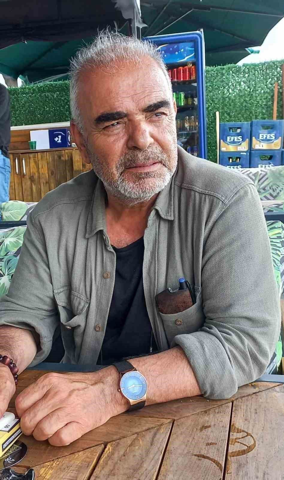 Balıkesirli öğretmen ve yazar Mustafa Keser hayatını kaybetti