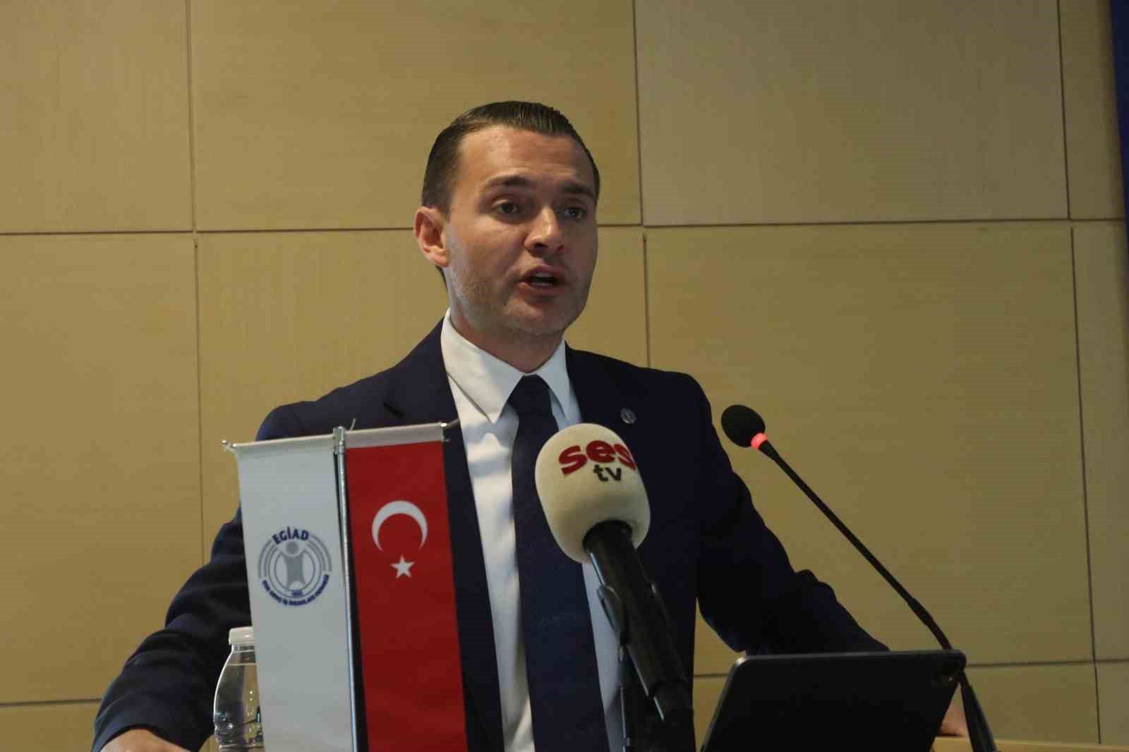 EGİAD, İzmir'deki genç işsizlik oranını raporuyla açıkladı