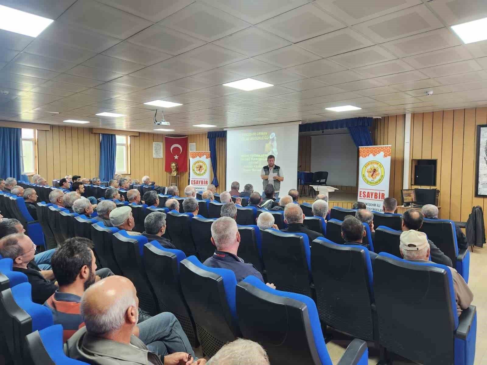 Eskişehir'de Arıcılara Yangın Önleme Eğitimi: Belgesiz Üreticilere İzin Yok